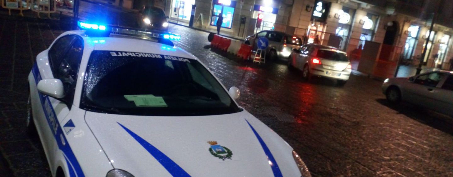 Controlli anti-Covid della Polizia Municipale: sanzionato il gestore di un circolo a Rione Parco