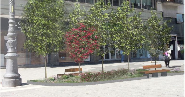 Panchine d’oro per il Corso: arrivano anche gli ultimi arredi, ma che cifre