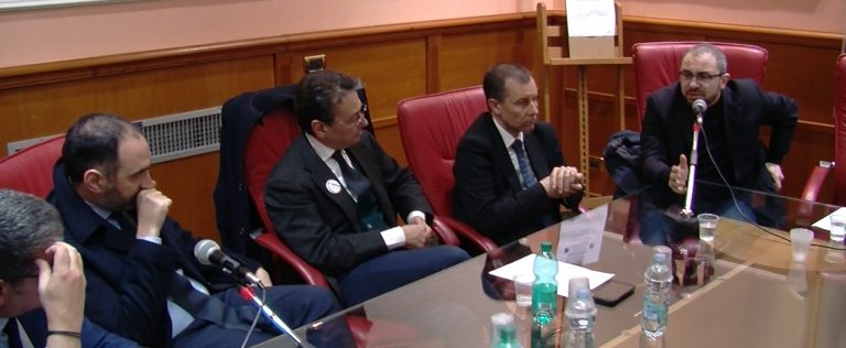 VIDEO/ L’avvocatura incontra i candidati irpini. Napolitano: “Siamo alla stregua di ammortizzatori sociali”