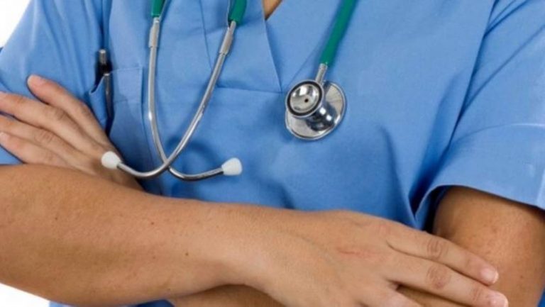 Sanità, gli infermieri incrociano le braccia: “Bozza di contratto irricevibile”