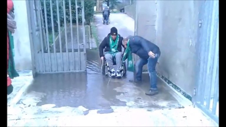 VIDEO/ Allagato l’ingresso della Curva nord, per i disabili entrare allo stadio è un’impresa