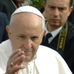 papa francesco primo piano