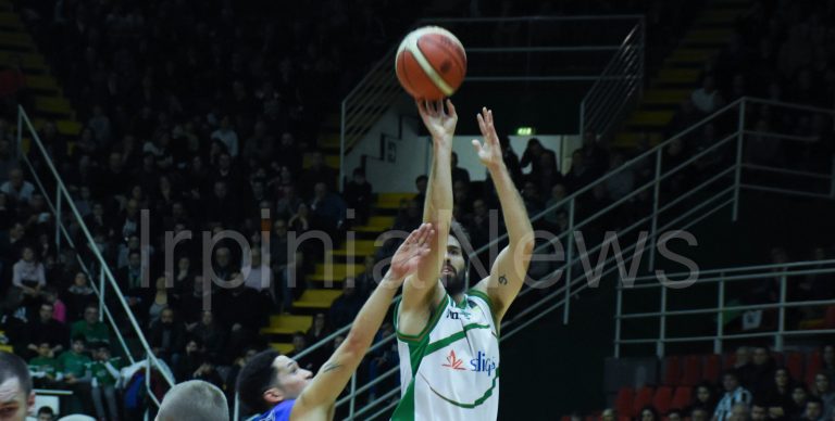 Scandone, due turni di squalifica al Pala del Mauro. La Sidigas annuncia il ricorso