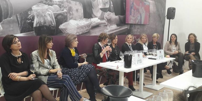 Emozioni e degustazioni al Vinitaly con le Donne del Vino della Campania