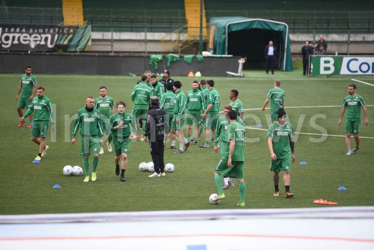 Avellino Calcio – Foscarini, poker di recuperi. In 10mila sugli spalti per la salvezza