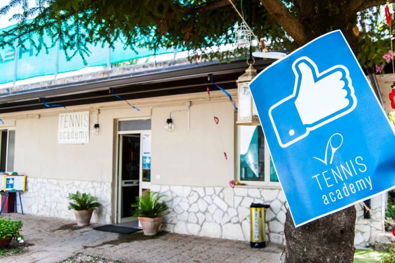 Tennis Academy Avellino: aprile in campo per gli iscritti