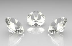 Tre diamanti falsi a 15 mila euro: bloccati due truffatori