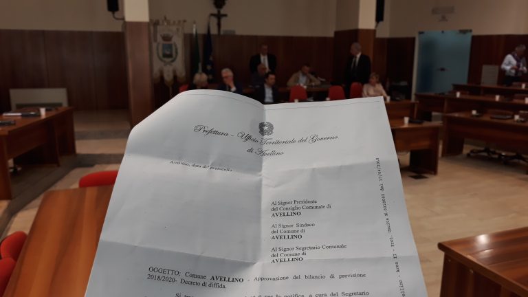 Il Prefetto diffida il Comune: manca il Bilancio, rischio commissariamento