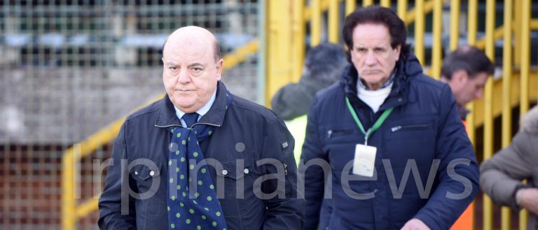 Avellino, Taccone non molla la presa: si rischia il caos