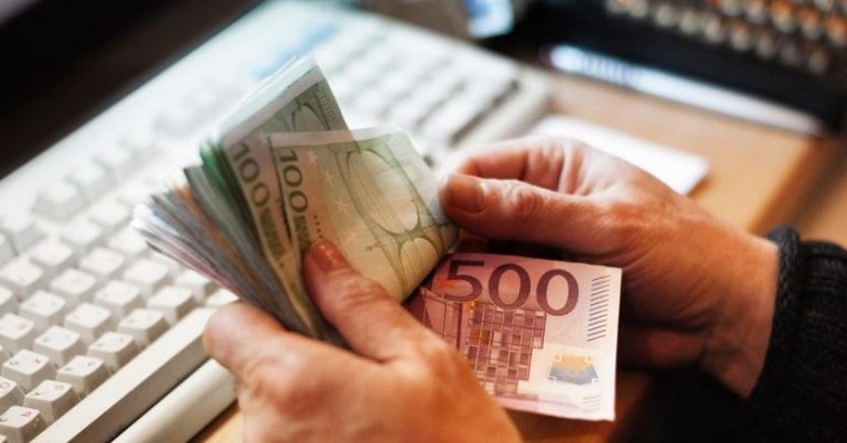 VIDEO/ “7mila euro per non far arrestare tua nipote”. Falso maresciallo truffa un’anziana