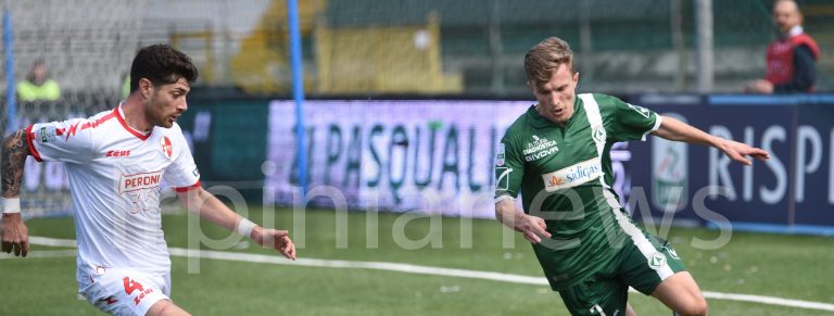 Avellino-Bari 1-2, le pagelle
