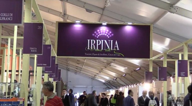 Su il sipario a Veronafiere, parte il 52° Vinitaly: il programma a Piazza Irpinia