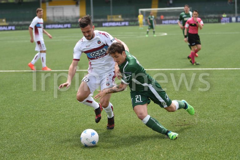 Avellino-Genoa, l’asse scotta già. Il mercato si prepara a decollare