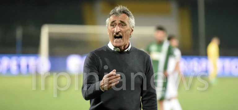 Avellino-Spezia 1-0. Foscarini: “Tifosi, mi fate sentire un allenatore di A”