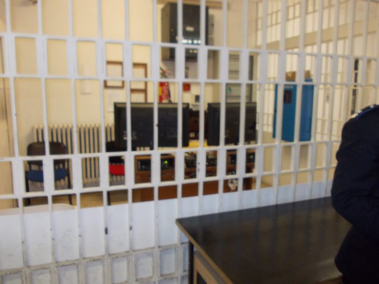 VIDEO e FOTO/ La Cgil a Bellizzi: “Le aggressioni in carcere non vanno sminuite”