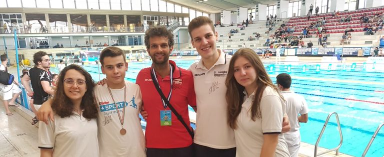 Nuoto, ottimi risultati per la New Sporting In sotto gli occhi di Federica Pellegrini