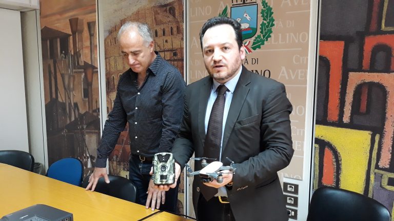 Micro droni e telecamere per stanare i furbetti del sacchetto: parte Everde