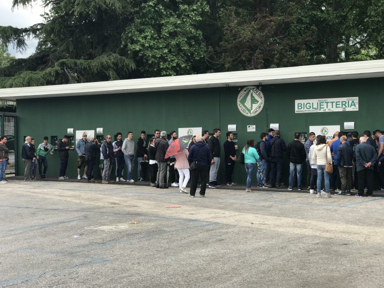 Avellino-Spezia, prove di pienone: il Partenio è già pieno a metà