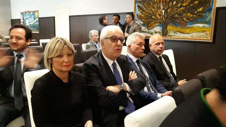 Foti e la sua ex Giunta querelano Ciampi: “Basta diffamazioni, superato ogni limite”