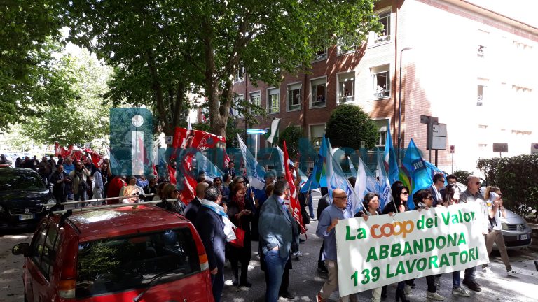 Crisi Ipercoop: il caso Avellino apre la vertenza nazionale