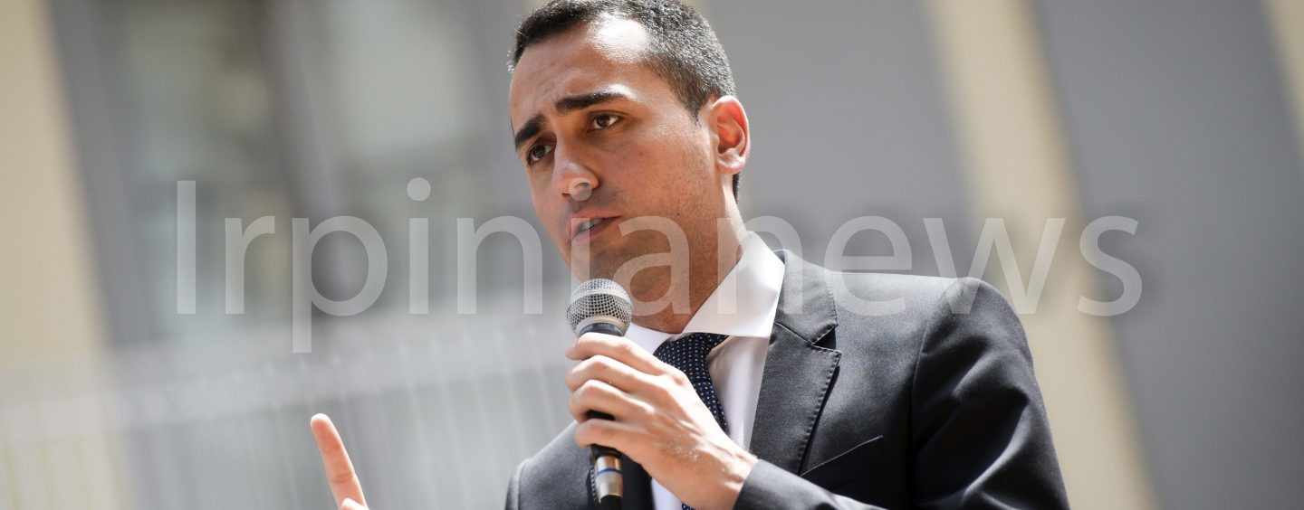 Referendum, M5S supera prova piazza: pienone per Di Maio. Grande attesa per il Ministro mercoledì ad Ariano e Avellino