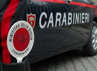 Porto abusivo di arma, arrestato 70enne