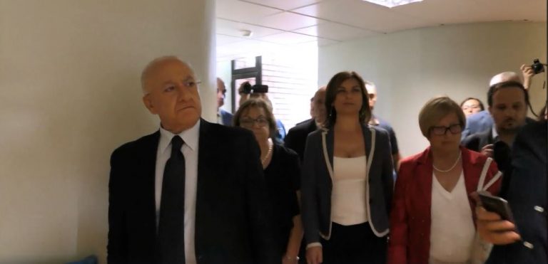 VIDEO/ De Luca inaugura la nuova RSA a Bisaccia: “Stiamo rivoluzionando la sanità”