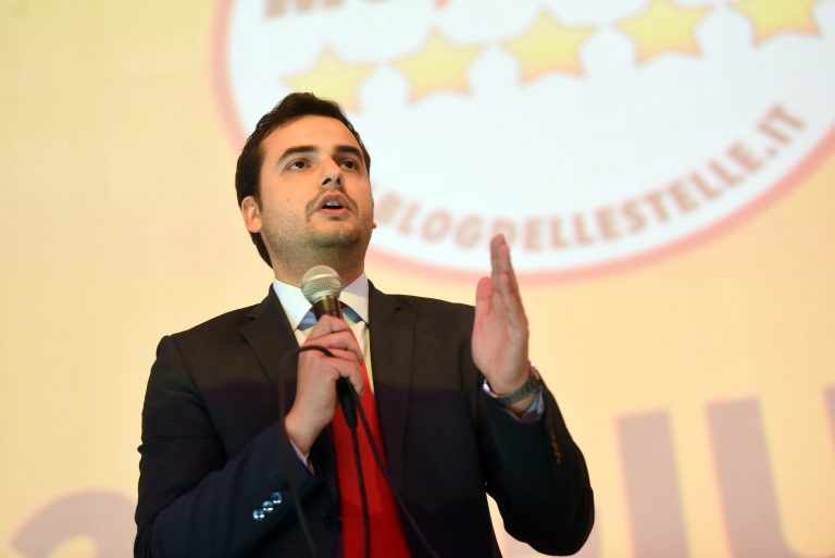 Ex Lsu in bilico, appello a Sibilia: “Tavolo al Mise con Di Maio”