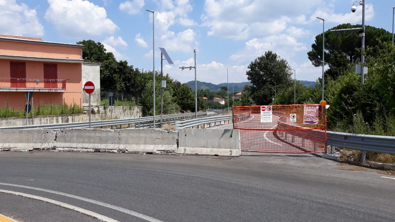 Bonatti: il 6 agosto finisce l’odissea. La strada viene restituita alla città
