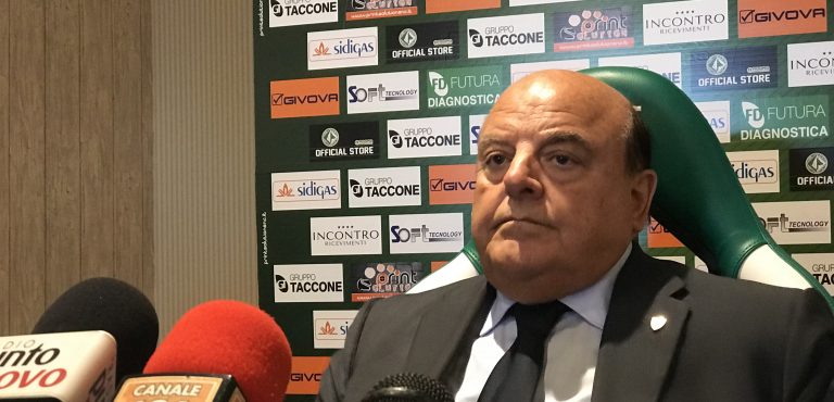 DIARIO DAL RITIRO/ Taccone in conferenza, le tre carte per ottenere l’iscrizione (VIDEO)