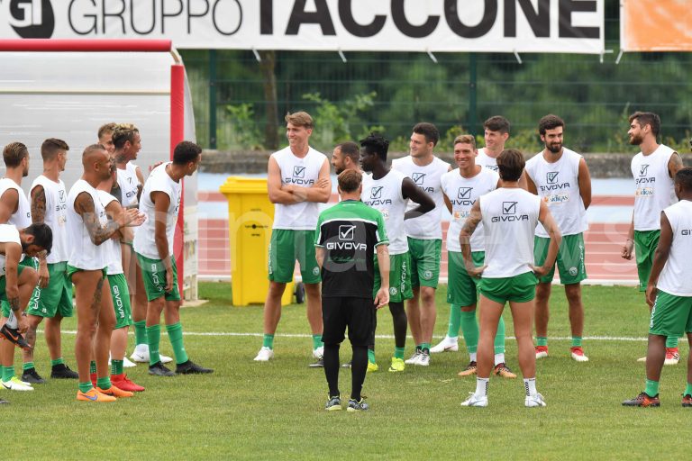 DIARIO DAL RITIRO/ Caos iscrizione: Marcolini tranquillizza il gruppo