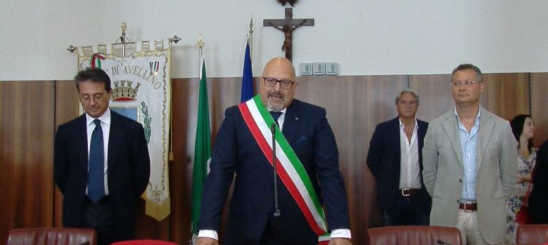 VIDEO/ Fascia tricolore al petto, Ciampi saluta la città: “Trasparenza e cambiamento, non si torna più indietro”