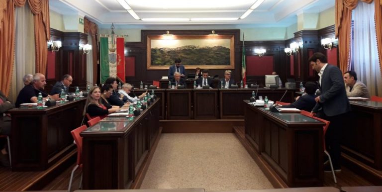 Ariano, in consiglio comunale la variazione di bilancio