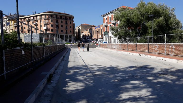 Ancora un suicidio sventato dal Ponte della Ferriera: salvato giovane di 19 anni