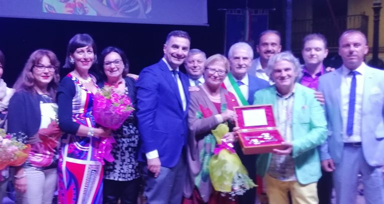 Montella, cittadinanza onoraria all’artista Antonio Manzi
