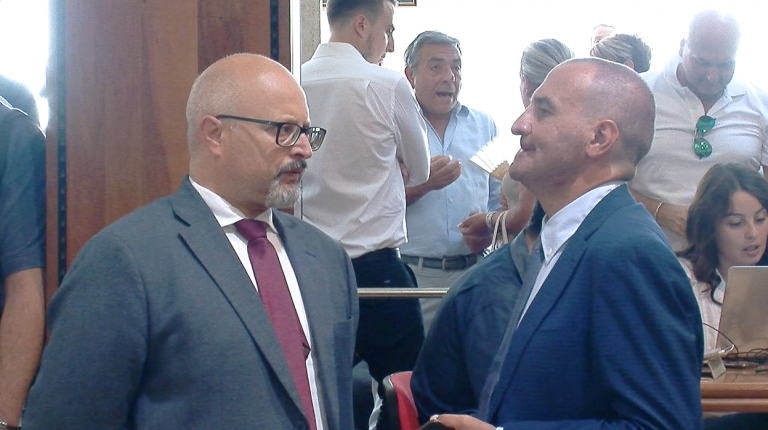 Ferragosto, summit Ciampi-capigruppo: nessuno sgambetto, ma resta il malumore