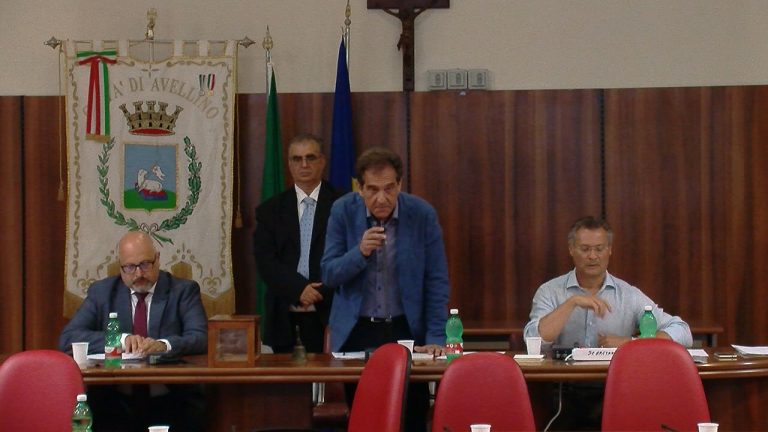 Mozione di sfiducia, la Prefettura chiede chiarimenti. Maggio: “Forse verrà ritirata”