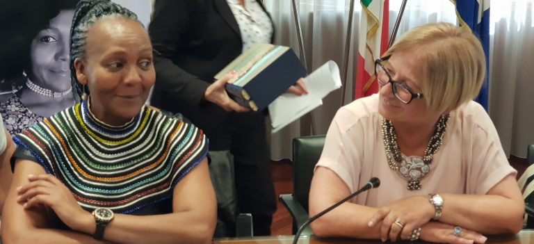 Donne e diritti, la D’Amelio incontra Ndileka Mandela