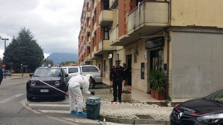 VIDEO/ Uccide la sorella e ferisce il fratello: indagini in corso a San Tommaso