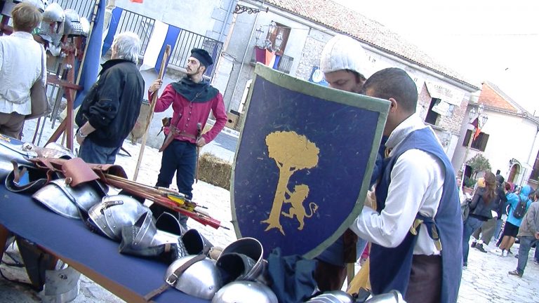 VIDEO/ Ritorno al Medioevo, Montemiletto rievoca l’assalto al Castello e la riconquista del feudo