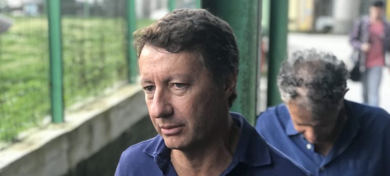 Brivido Sidigas: calcio e basket nei guai