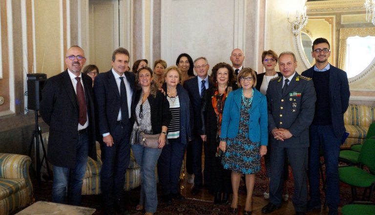 Scuole Sicure, incontro in Prefettura tra i vertici delle Forze di Polizia e i Dirigenti scolastici