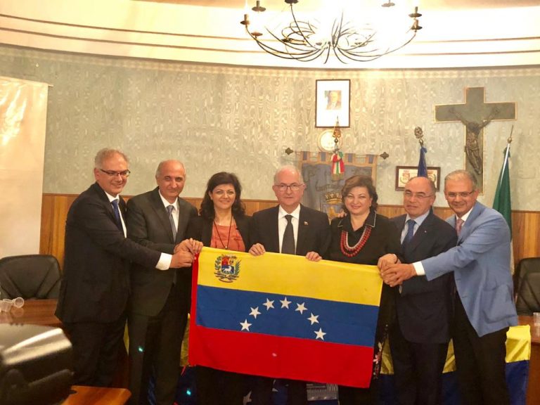 VIDEO/ Dalla rivolta contro Maduro all’Irpinia: Ledezma cittadino onorario di Grottaminarda