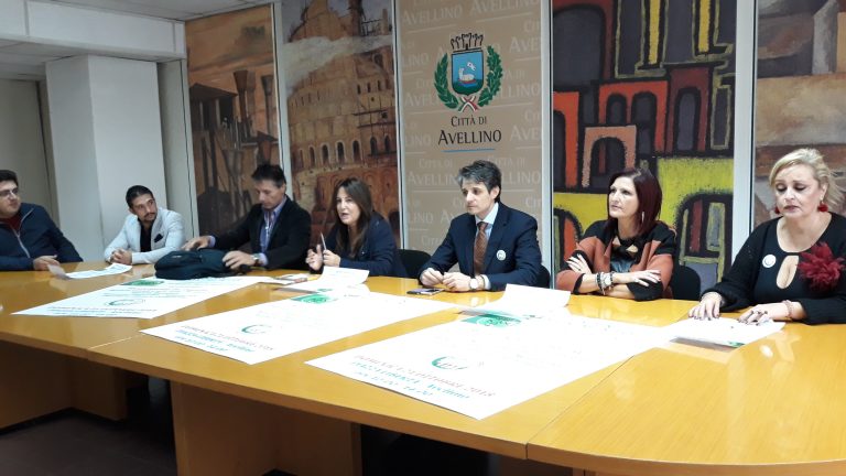 Arrivano le barche a Piazza Libertà, Passaro: “Riprendiamoci la centralità di Avellino”