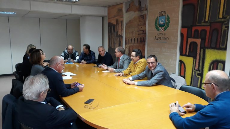 Ufficiale, c’è la mozione di sfiducia. I firmatari: “Con il dissesto non cambia nulla”