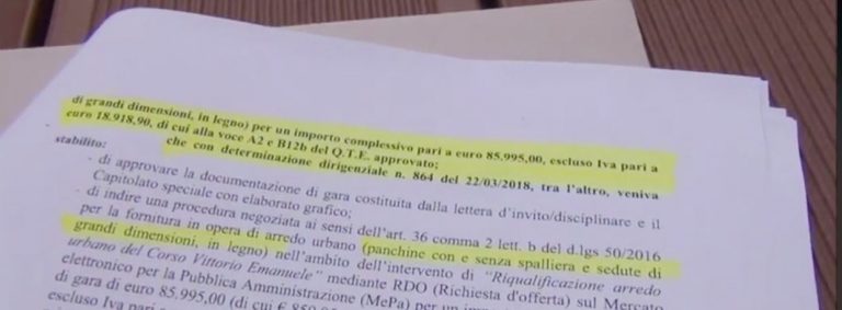 VIDEO/ Ad Avellino le panchine in legno diventano di plastica