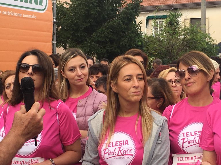FOTO/ De Vizia Sanità: successo per la seconda edizione della Pink Race