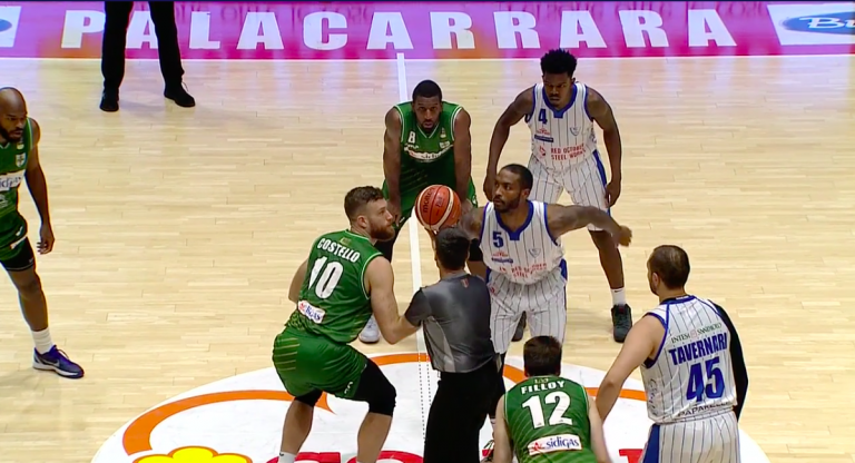 Esordio col botto per la Sidigas a stelle e strisce: Cantù s’inchina al PalaCarrara