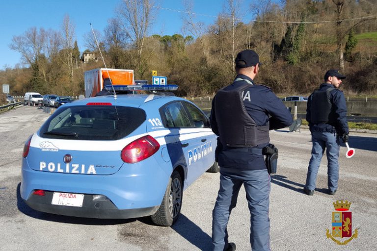 Ucciso con tre colpi di pistola alla testa: la polizia arresta 34enne di Benevento