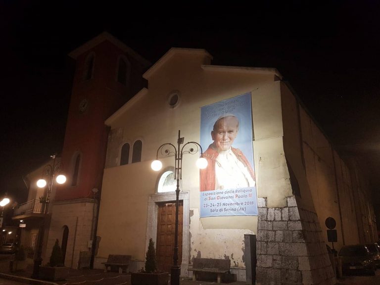 Serino ospita la reliquia di San Giovanni Paolo II, ecco il programma